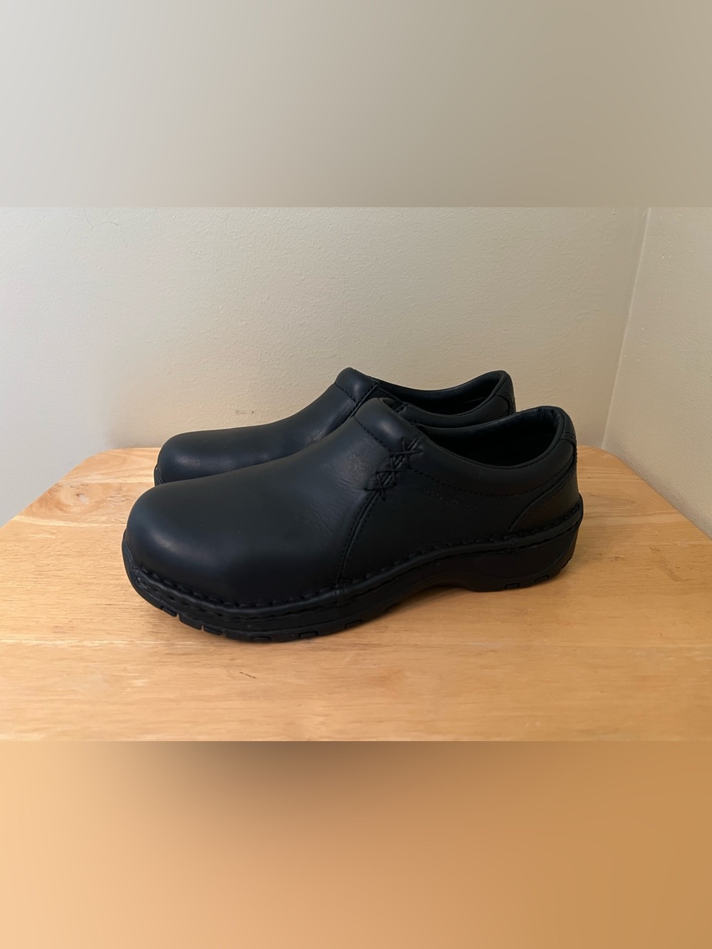 Red Wing Aluminum Toe Slip Resistant SD Work Shoes Women's 6.5 Black 2321